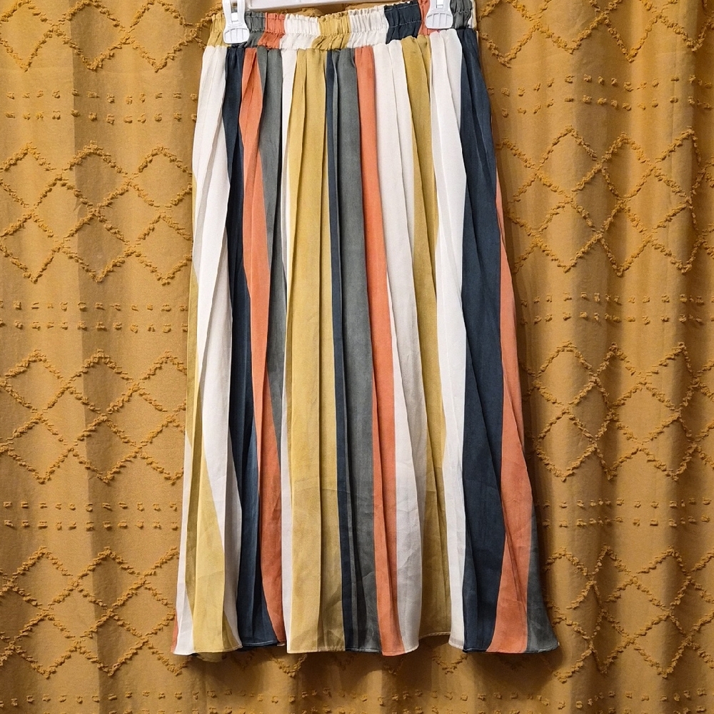 🙊 5/$30 Mystree Multicolor A-Line Skirt